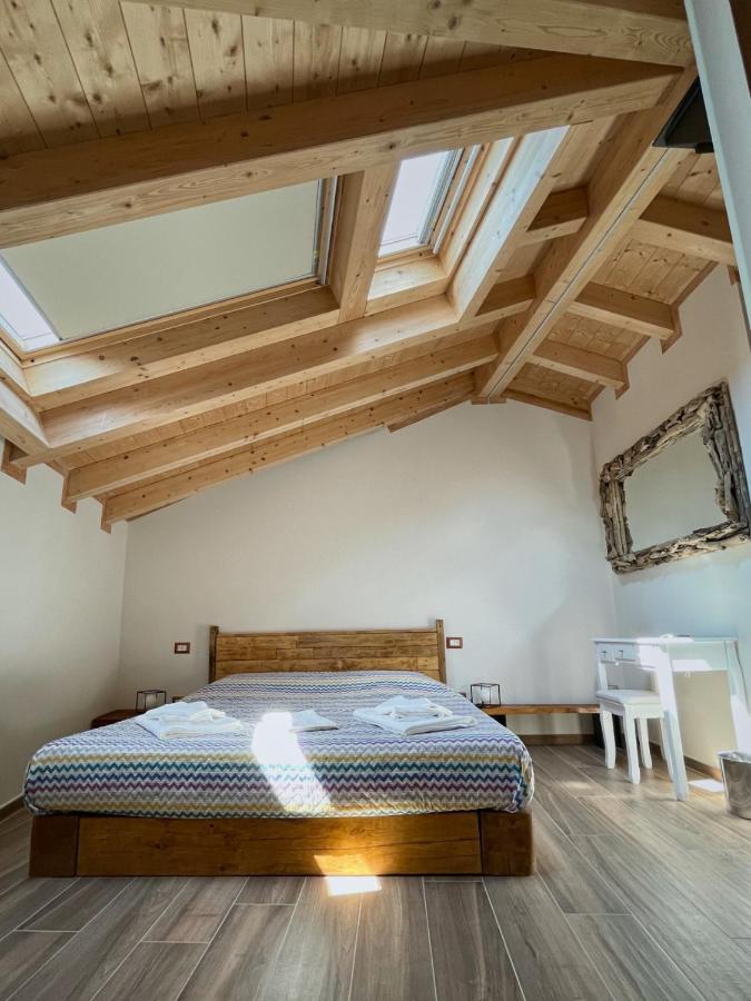 Ferienwohnung Ca De Sora Luino Exterior foto
